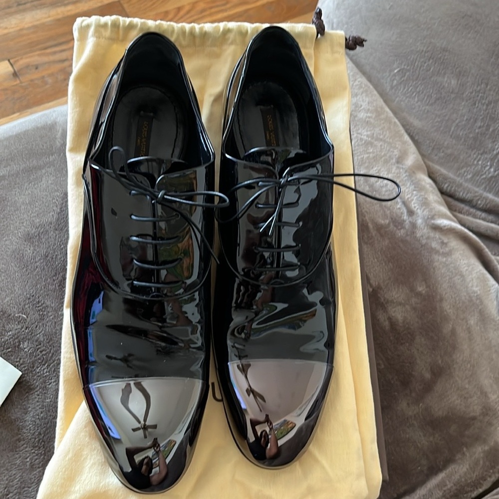 Black Louis Vuitton Oxford dress shoes Size 9
